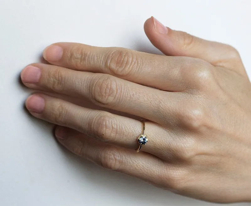 Jayda Blue Sapphire Ring vy 4