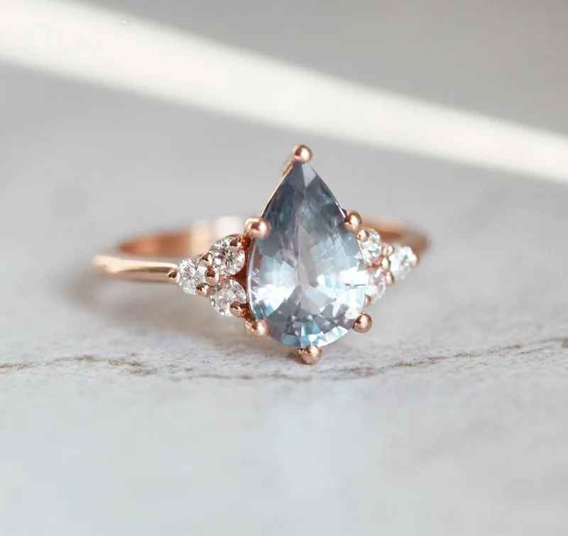 Jeanie Sapphire Diamond Ring vy 2