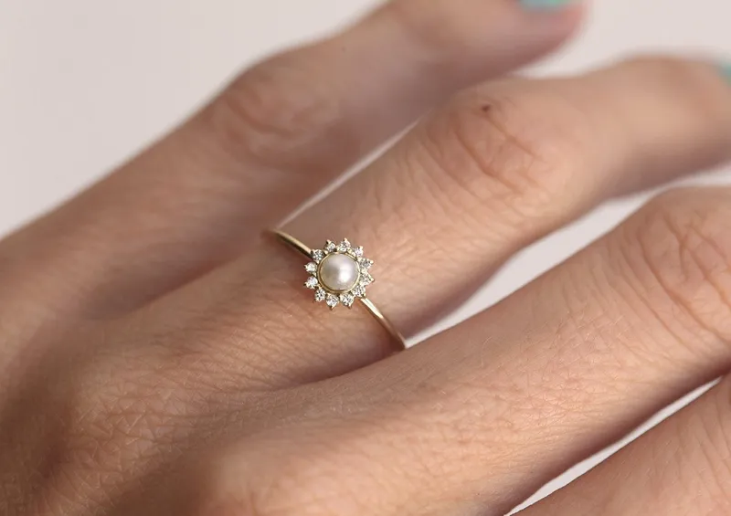 JESSIE WHITE PEARL RING view 3