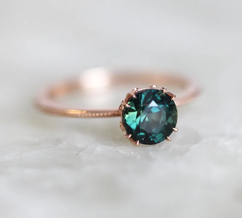 Julia Sapphire Ring vy 9