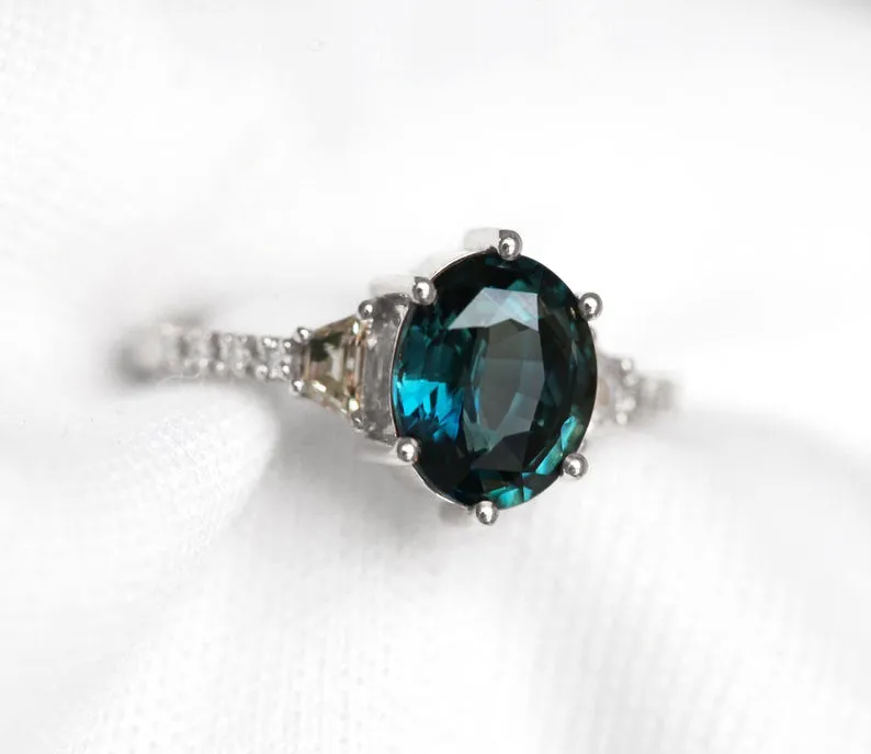 Kasia Sapphire Diamond Ring vy 10