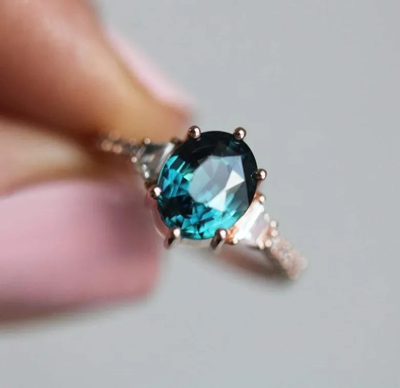 Kasia Sapphire Diamond Ring vy 3