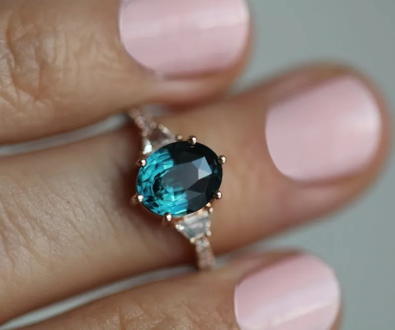 Kasia Sapphire Diamond Ring vy 4