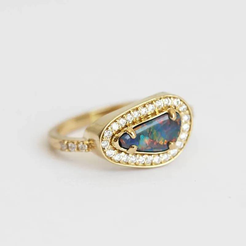 Katarina Opal Ring vy 2