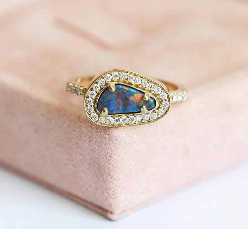 Katarina Opal Ring vy 6
