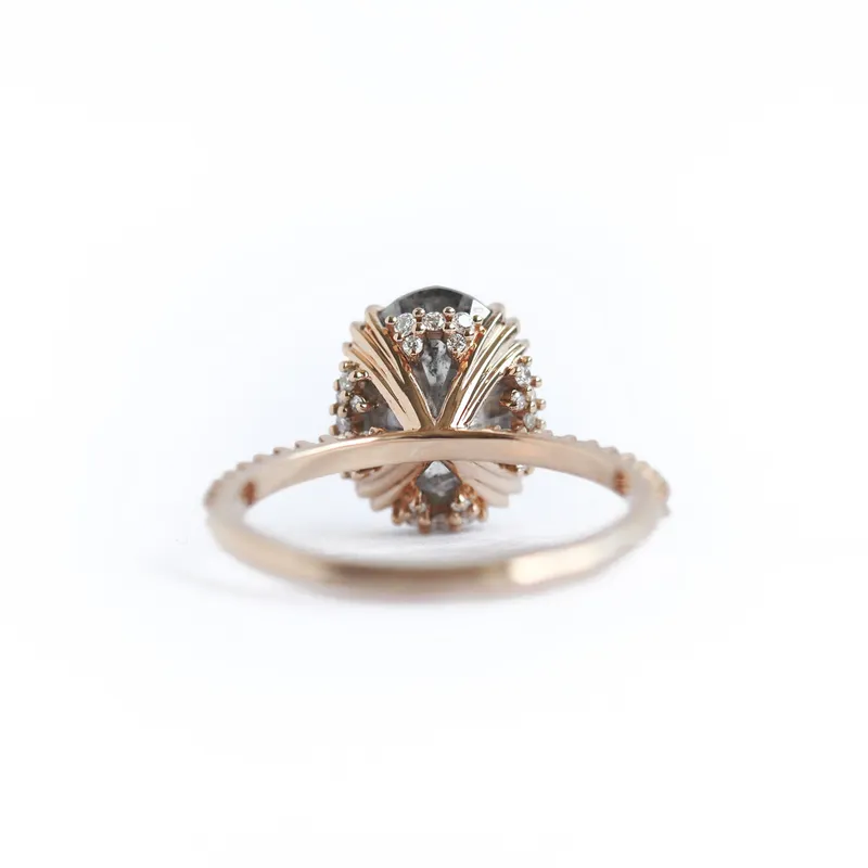 KAYLA OVAL SALT AND PEPPER DIAMOND RING vy 3