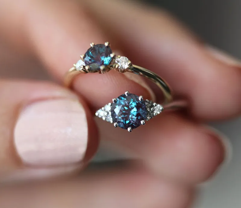 Kelly Alexandrite Ring vy 3