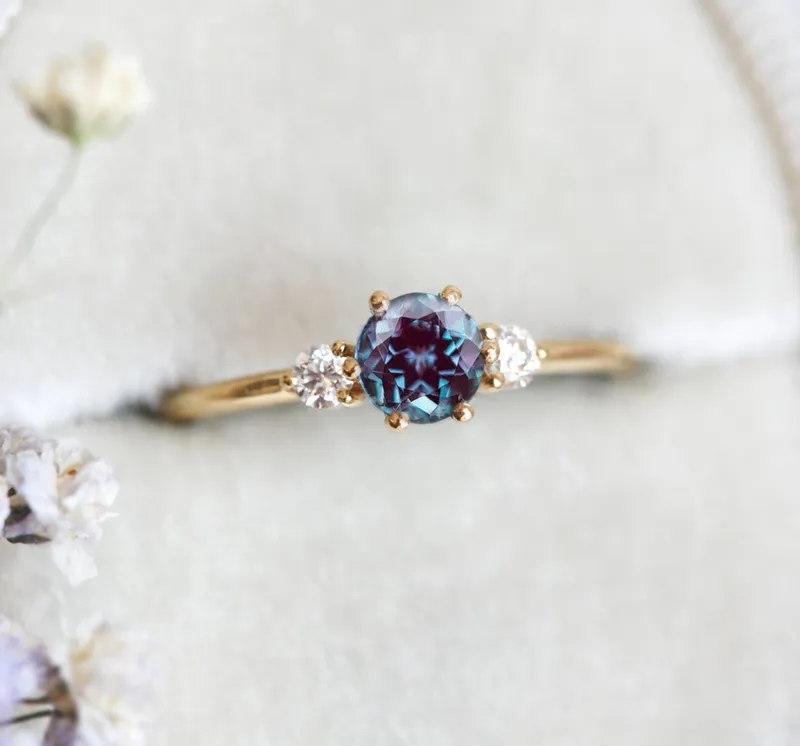Kelly Alexandrite Ring vy 7