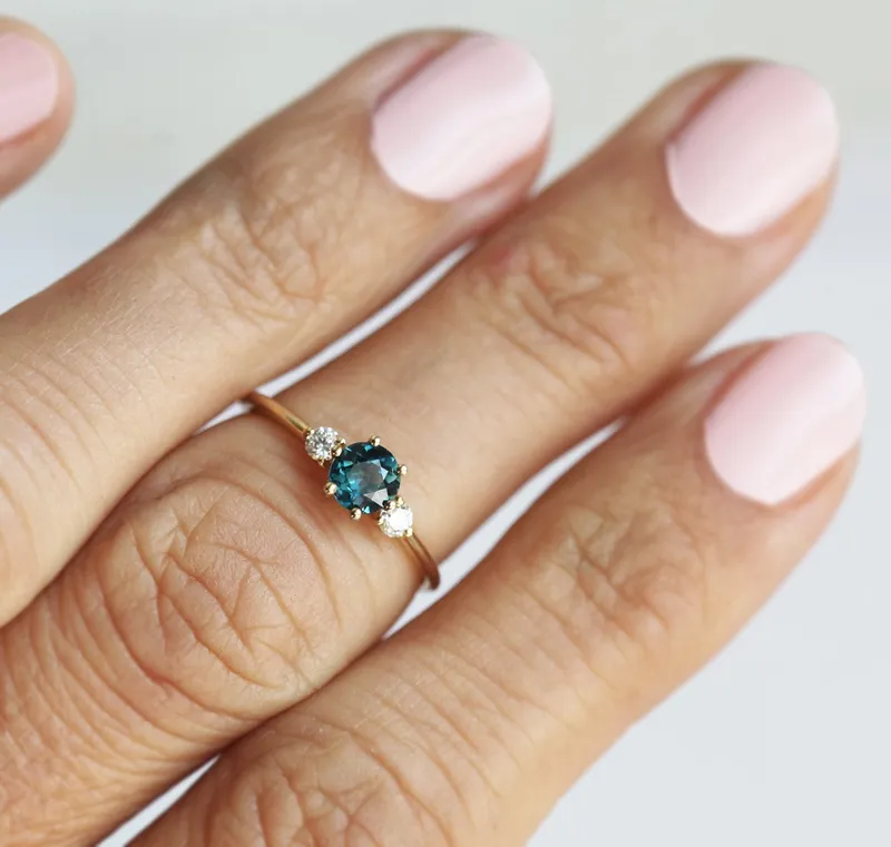 Kelly Blue Sapphire Diamond Ring vy 6