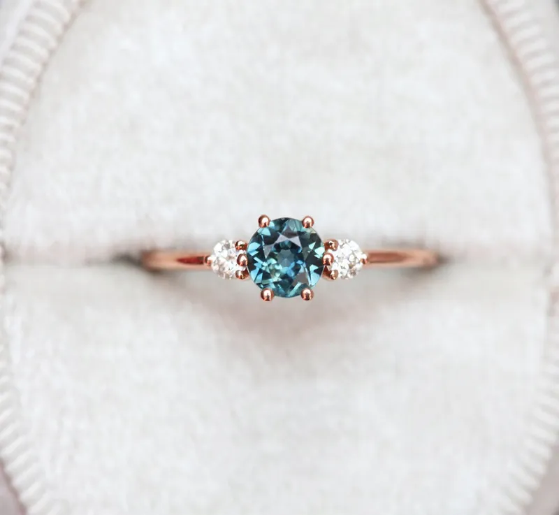 Kelly Blue Sapphire Diamond Ring vy 9