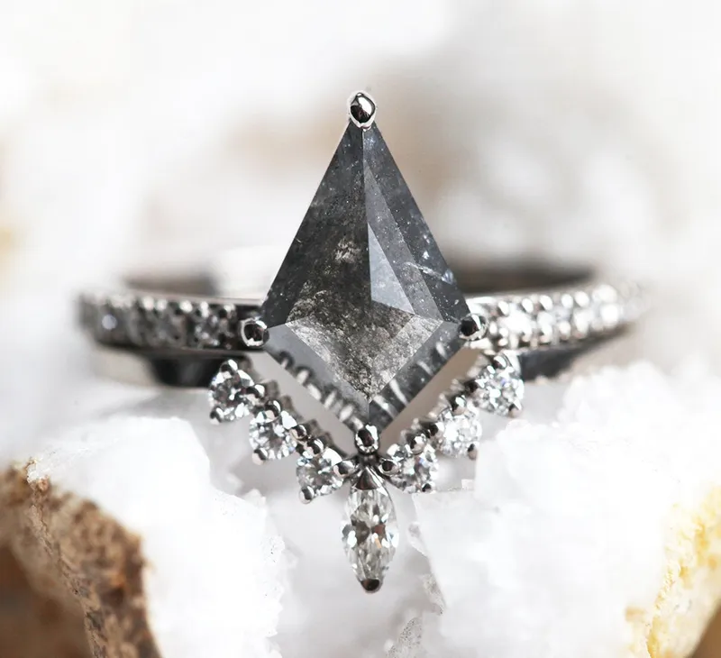 KIARA KITE SALT & PEPPER DIAMOND RING SET vy 3