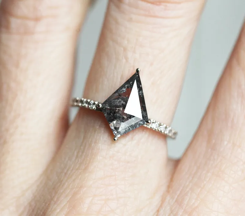 KIARA KITE SALT & PEPPER DIAMOND RING SET vy 8