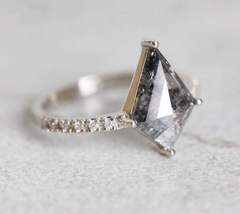 KIARA KITE SALT & PEPPER DIAMOND RING SET vy 9