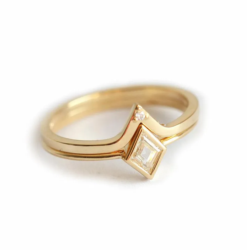Kite Diamond Ring, Rhombus Diamond Ring view 3