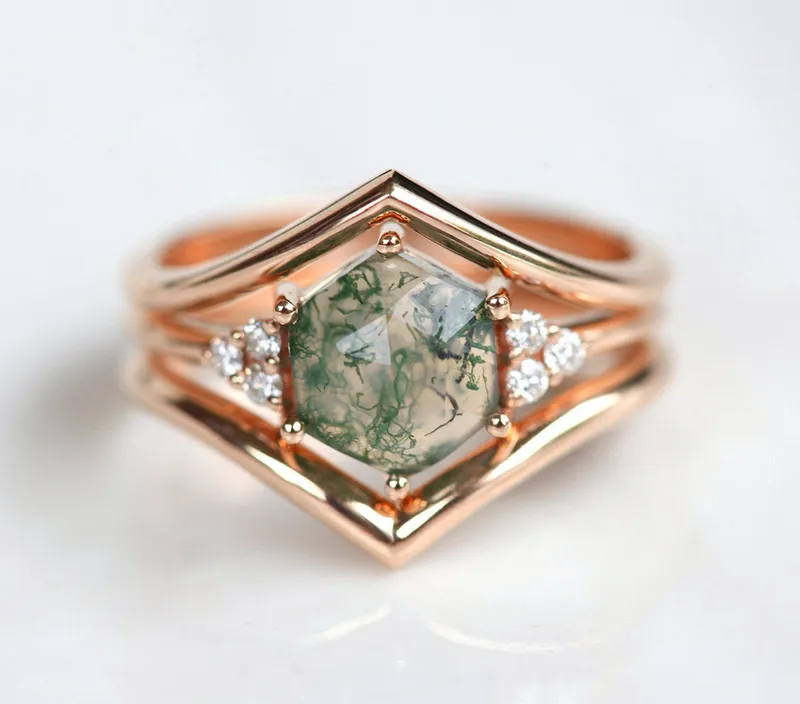 KLARA MOSS AGATE RING SET WITH DIAMONDS view 10