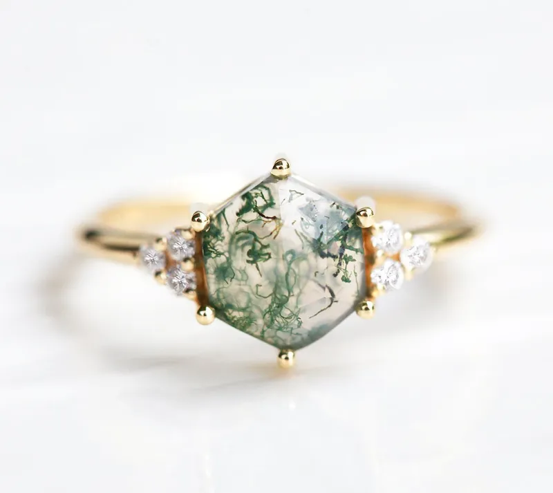 KLARA MOSS AGATE RING SET WITH DIAMONDS view 4