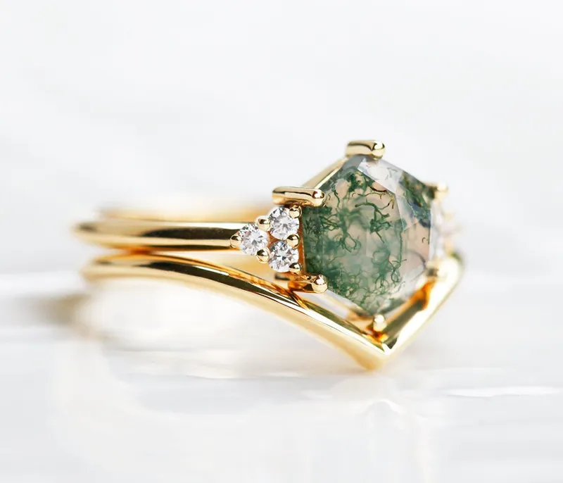 KLARA MOSS AGATE RING SET WITH DIAMONDS view 6