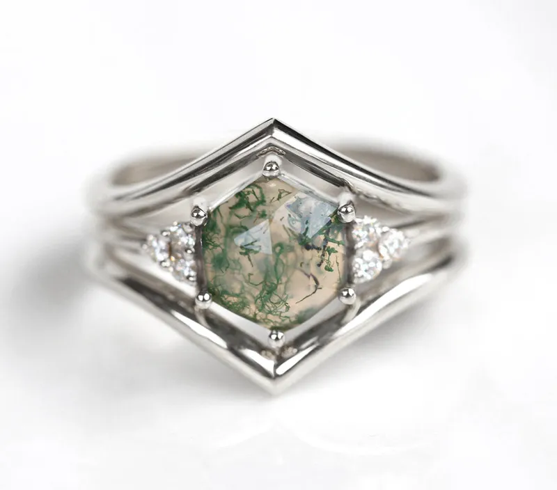 KLARA MOSS AGATE RING SET WITH DIAMONDS view 9