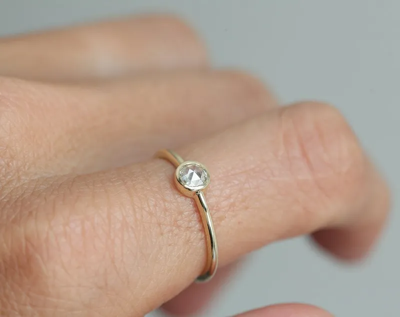 Kora Diamond Ring vy 4