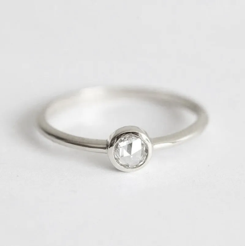 Kora Diamond Ring vy 7