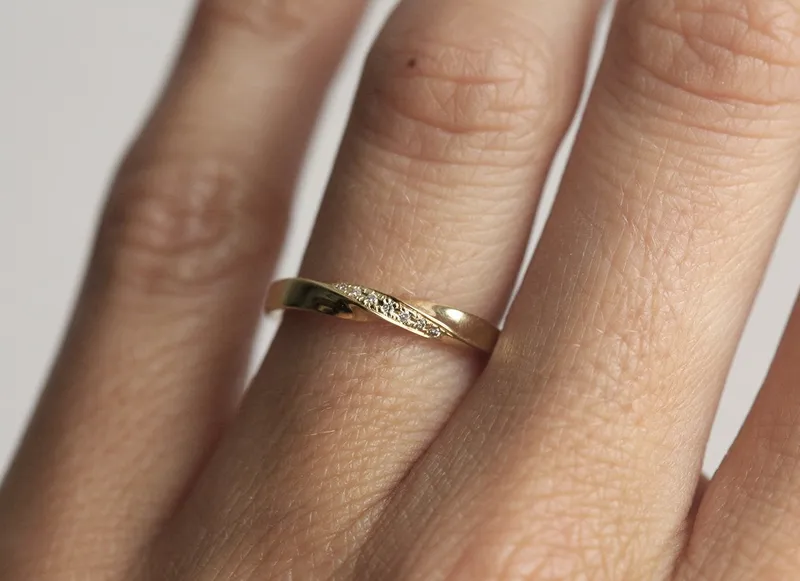 KSENA TWISTED WEDDING RING WITH DIAMONDS view 2