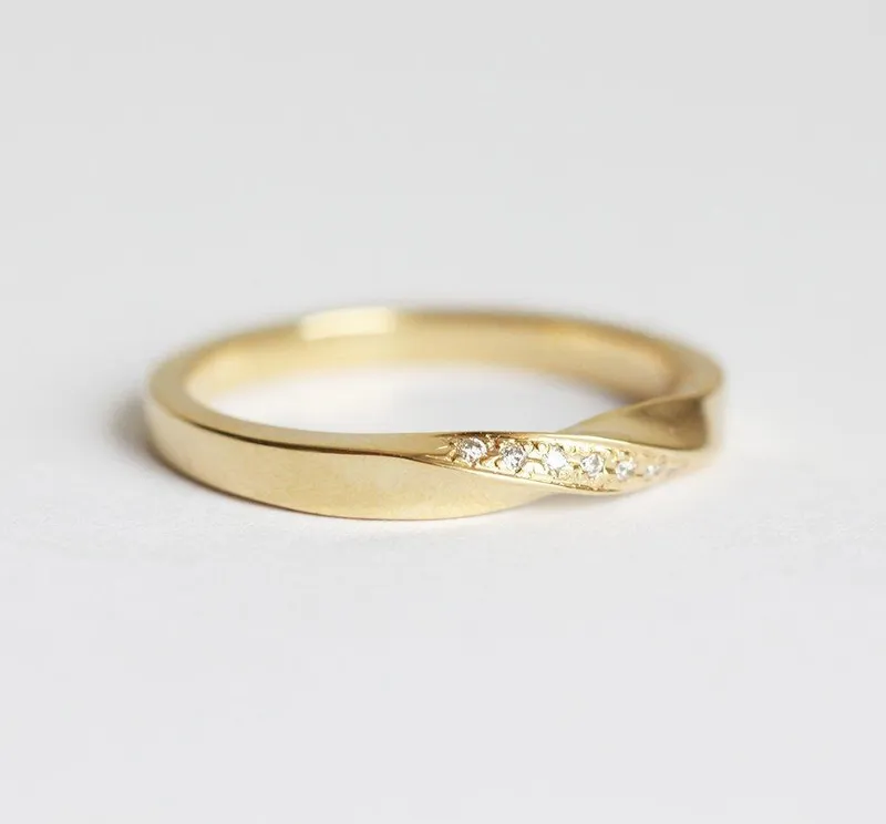 KSENA TWISTED WEDDING RING WITH DIAMONDS view 4