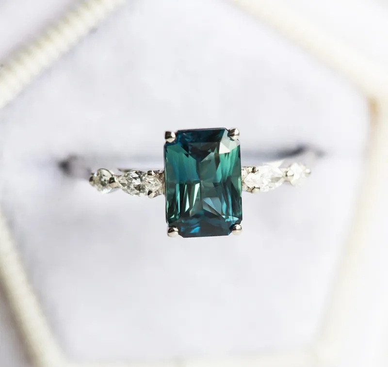 KYLIE BLUE SAPPHIRE DIAMOND RING view 2