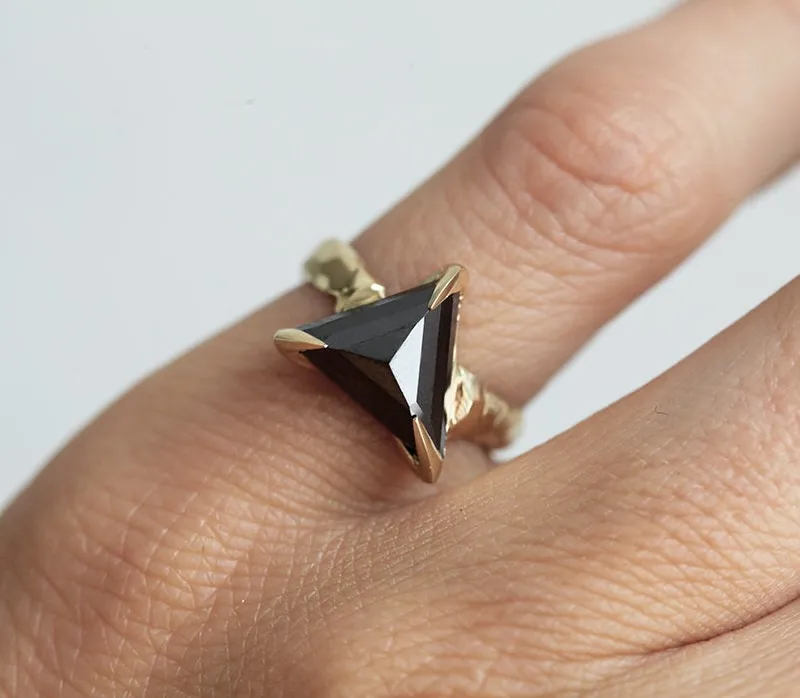 LILITH BLACK DIAMOND RING, TRILLION DIAMOND RING view 5