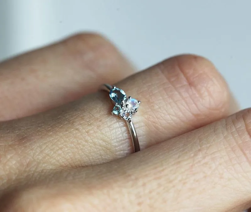 Layla Oval Aquamarine Cluster Ring vy 6