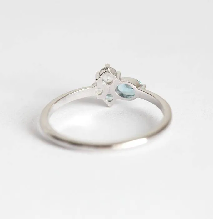 Layla Oval Aquamarine Cluster Ring vy 8