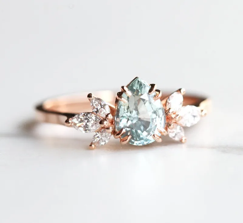Leandra Sapphire Diamond Ring vy 2