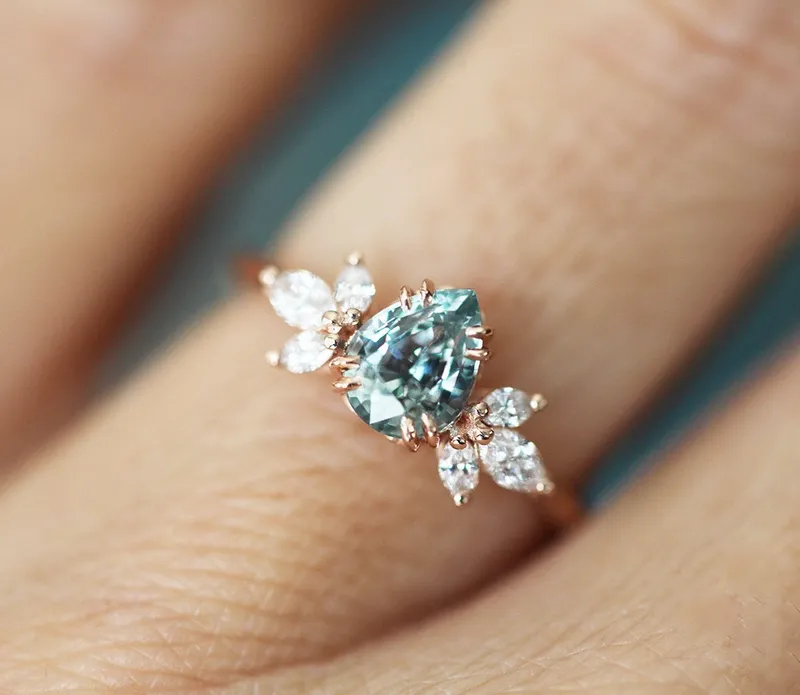 Leandra Sapphire Diamond Ring vy 3
