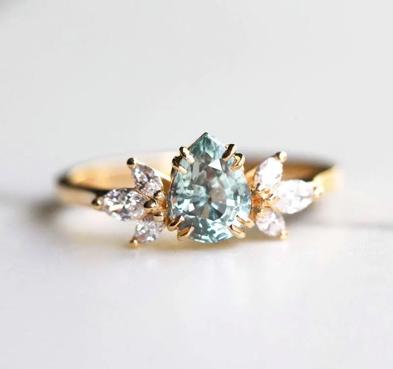 Leandra Sapphire Diamond Ring vy 9