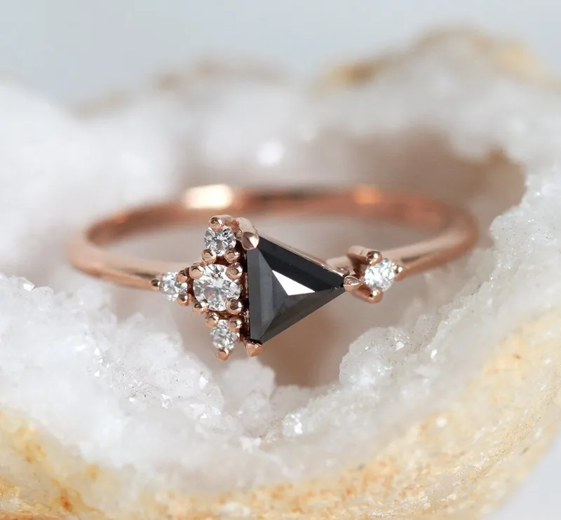 Lena Black Diamond Cluster Ring vy 5