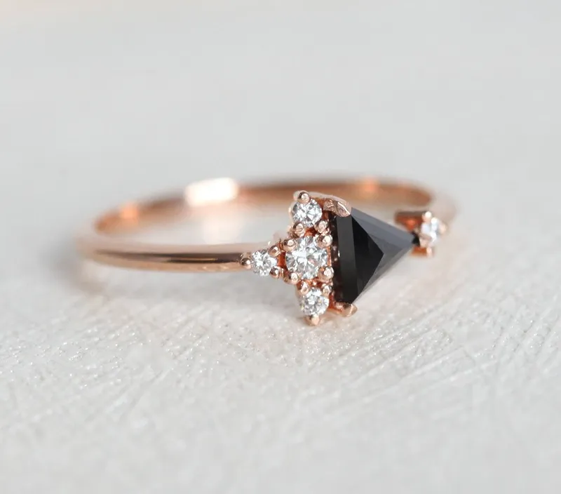 Lena Black Diamond Cluster Ring vy 6