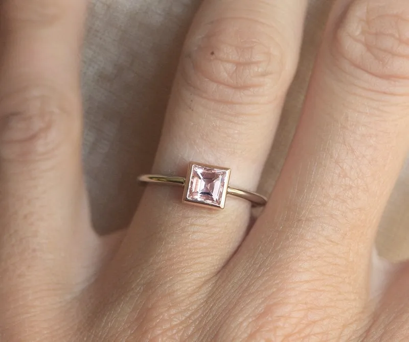 Liberty Square Cut Ring vy 5