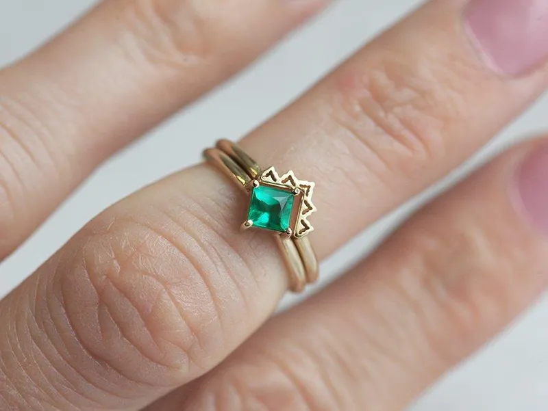 Livia Princess Cut Emerald Ring Set view 4