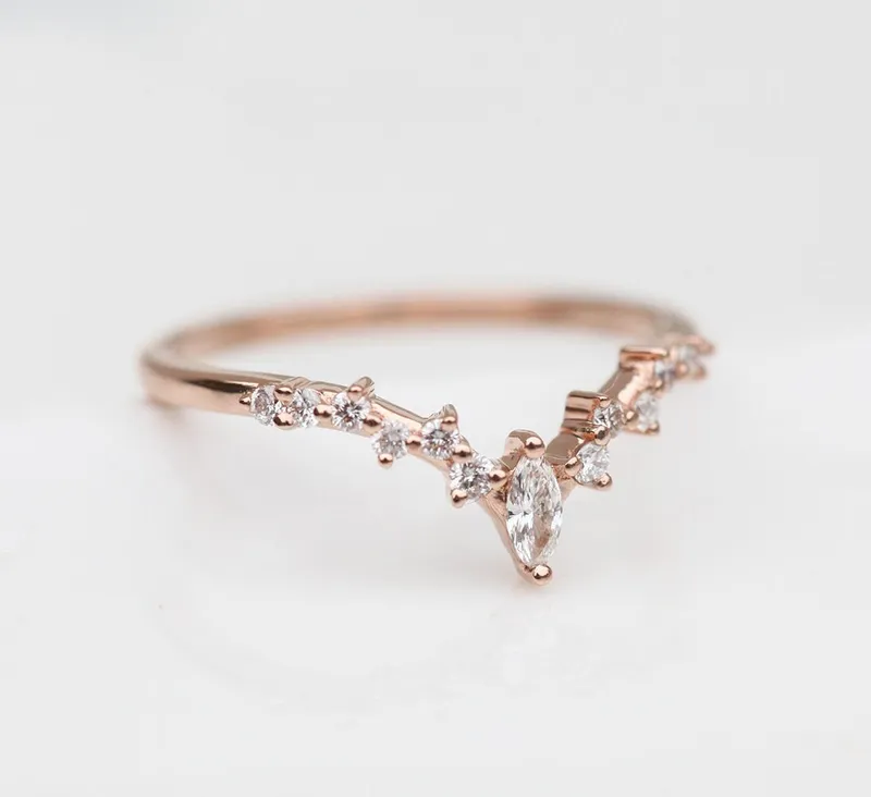 LORELEI PEAR PEACH SAPPHIRE DIAMOND RING SET view 9