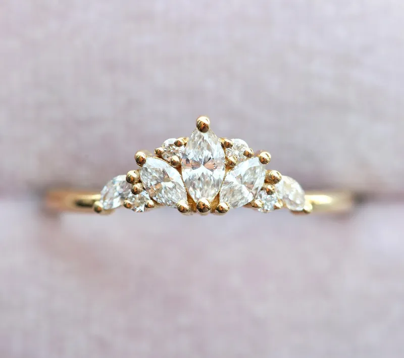 Louise Diamond Ring vy 4