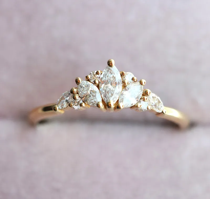 Louise Diamond Ring vy 7
