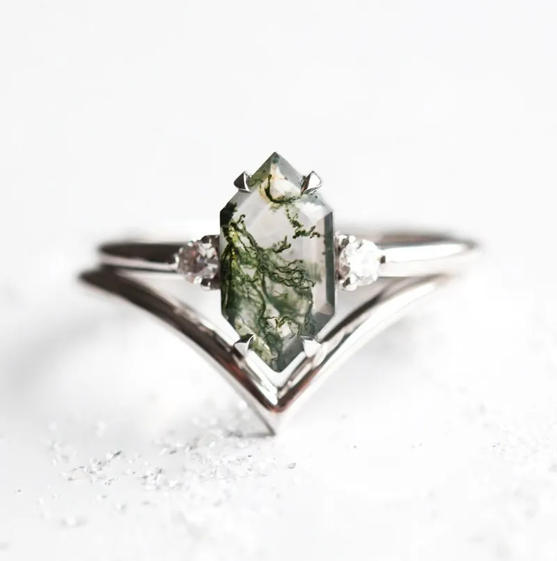 Luna Moss Agate And Alexandrite Ring With Diamond Band view 5