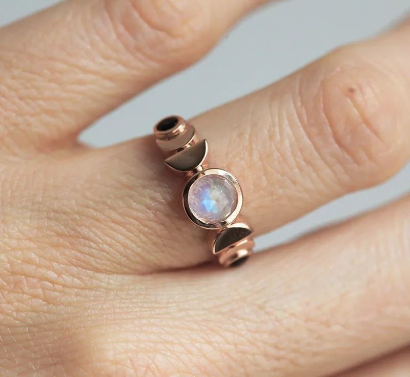 MOON PHASE RING vy 5