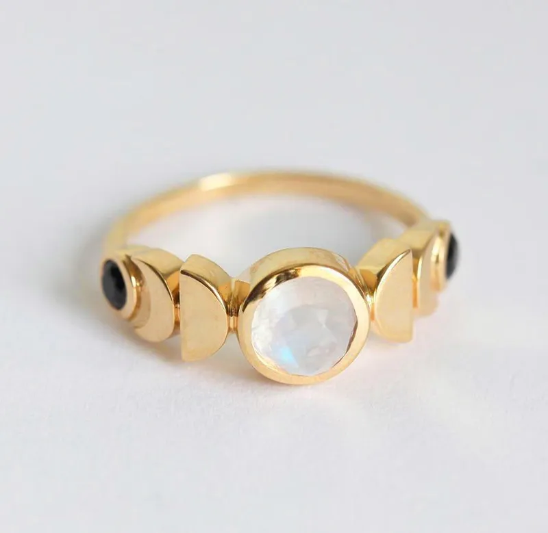MOON PHASE RING vy 6