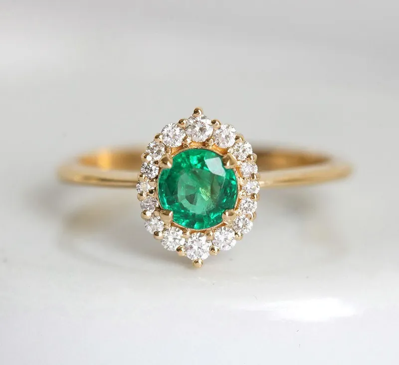 MACIE EMERALD RING vy 11