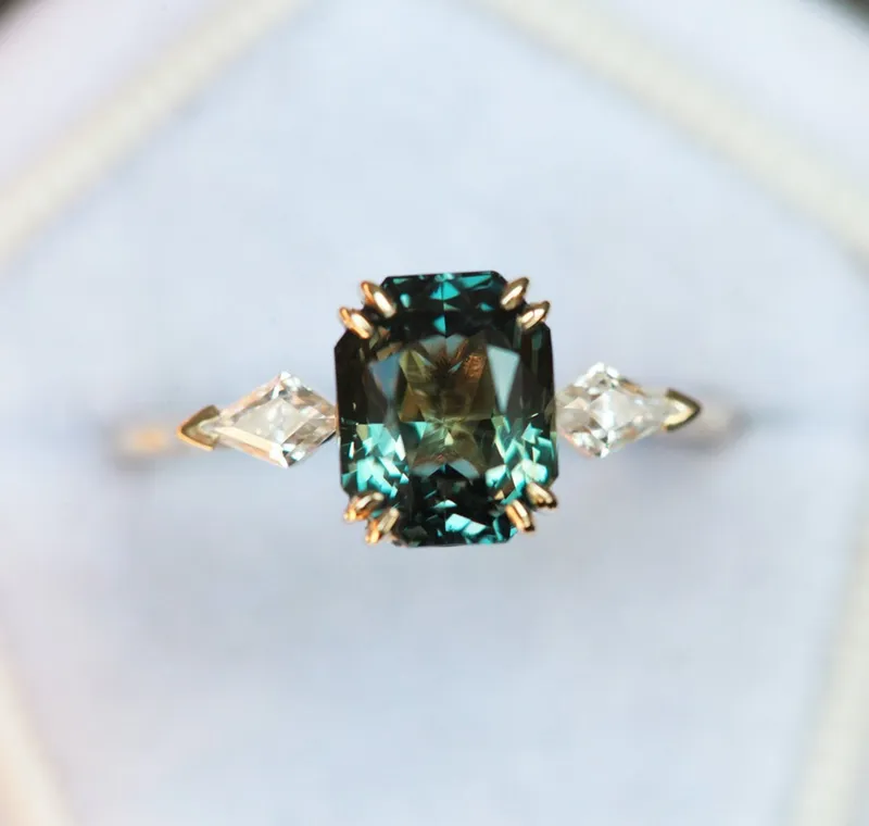 MAEVE SAPPHIRE DIAMOND RING vy 7