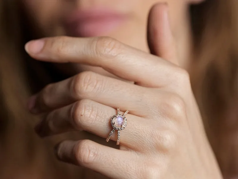 MAGDALENA MOONSTONE DIAMOND RING vy 3
