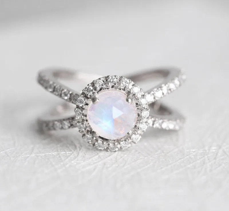 MAGDALENA MOONSTONE DIAMOND RING vy 9