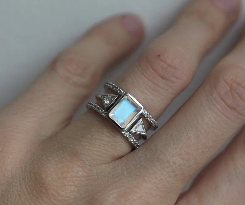MAJESTY MOONSTONE WEDDING SET vy 4