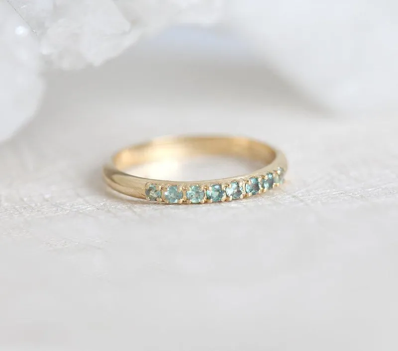 Malika Alexandrite Ring vy 2