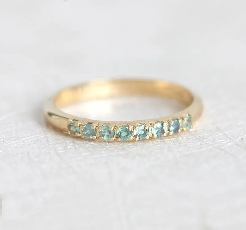 Malika Alexandrite Ring round cut engagement ring